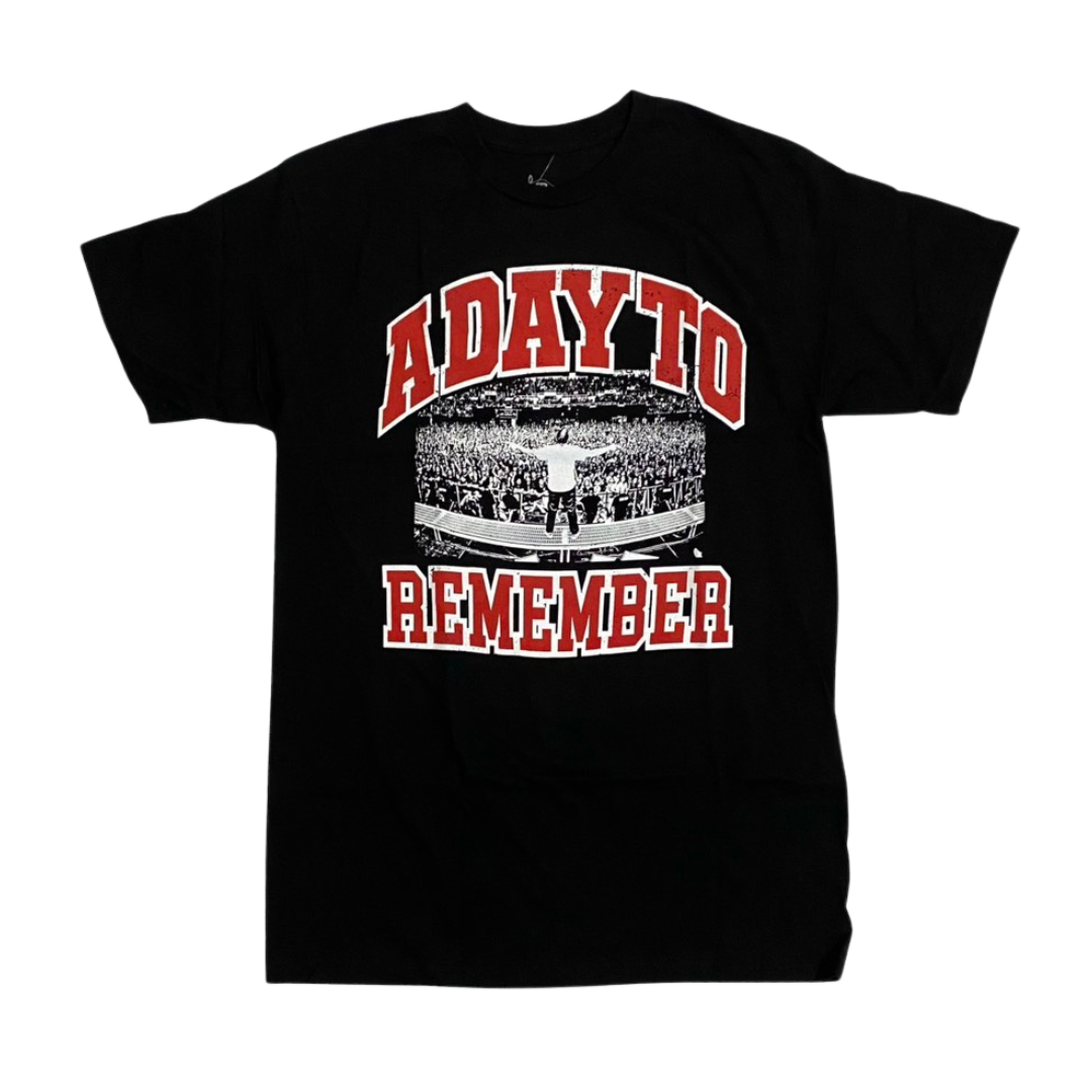 A DAY TO REMEMBER Short Sleeve T-Shirt: Concert Photo